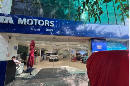 Tata Showroom in Nehru Place