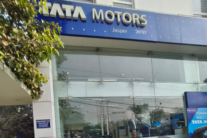 Tata Showroom in Okhla Industrial Area Phase-1